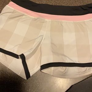Lululemon Shorts size 8